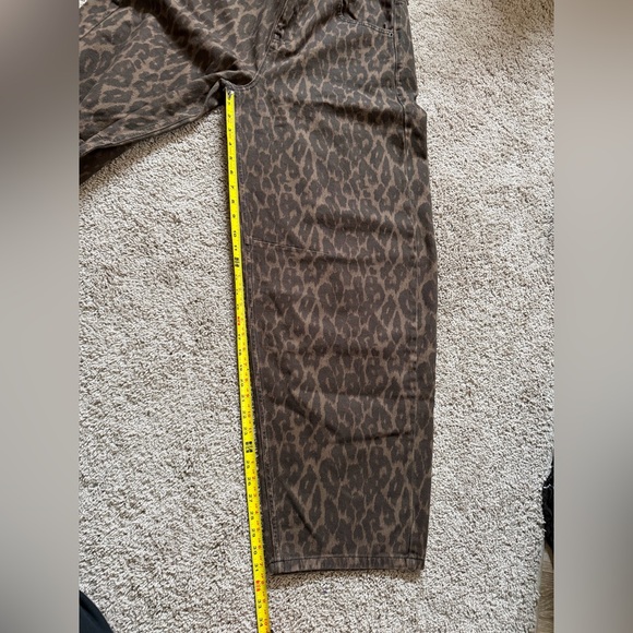 BDG Urban Outfitters Logan Printed Buckle Baggy Barrel Jeans. - Picture 6 of 8